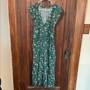 Old Navy Smocked waist green Floral Maxi Dress